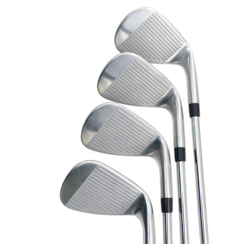 TaylorMade: Qi Iron Set 5-PW, AW, SW Steel Stiff Left Hand