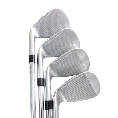 TaylorMade: Qi Iron Set 5-PW, AW, SW (8 Pc) Steel Stiff Right Hand
