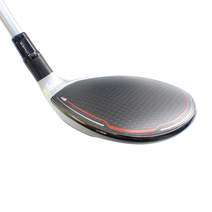 TaylorMade: M5 3w Fairway Wood Graphite Stiff Right Hand